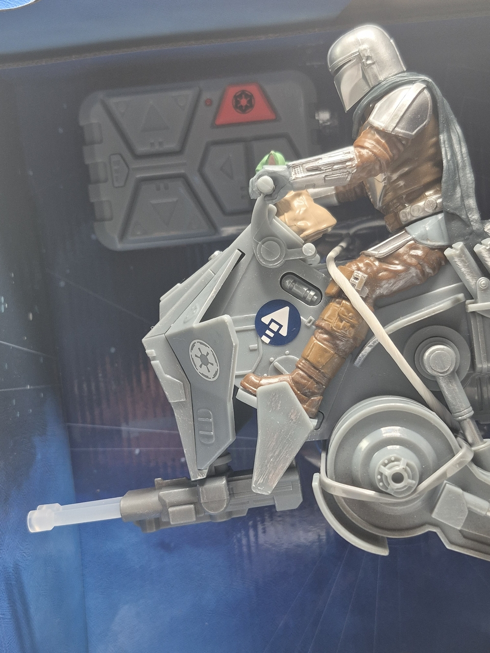 Star Wars Riding Toy Remote - Picture 8 of 9